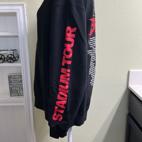 Bieber stadium tour sweater M - Picture 3 of 4